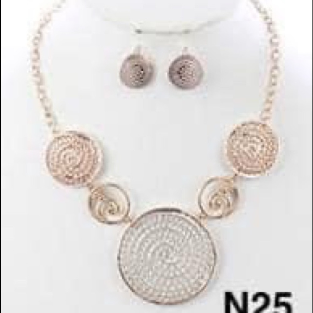 $5 Necklace and Earrings Set